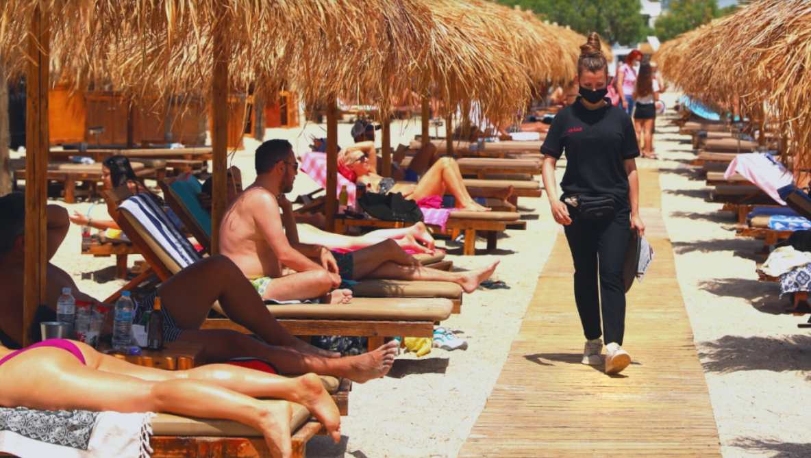 Financial Times: ''Η Ελλάδα αναδείχθηκε φέτος πρωταθλήτρια του τουρισμού στην Ευρώπη''