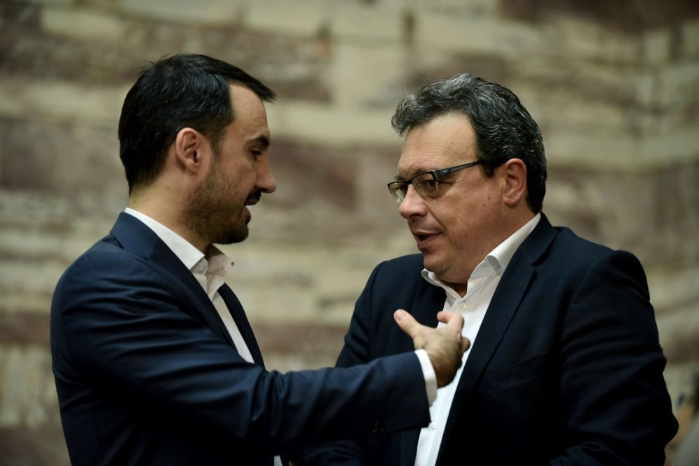 Ενώνουν τις «ισχνές» τους δυνάμεις ΣΥΡΙΖΑ και Νέα Αριστερά 