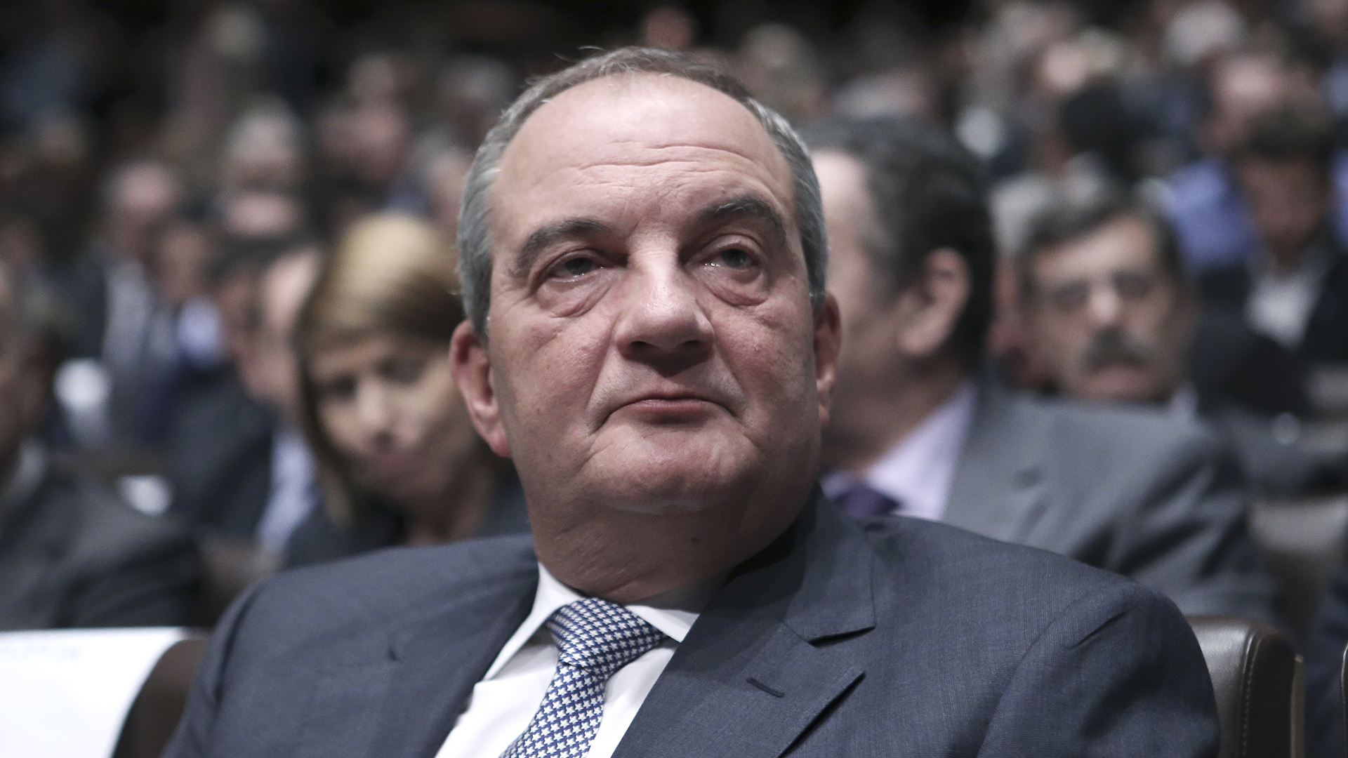 Νέα παρέμβαση Καραμανλή και νέο «χάσμα» από το Μέγαρο Μαξίμου