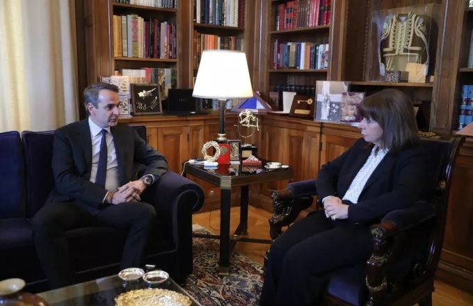 Μητσοτάκης σε Σακελλαροπούλου: ”Η Ελλάδα θωρακίζεται με τα F-35”