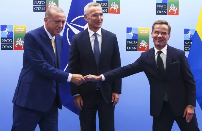 «Πράσινο φως» από Ερντογάν για την ένταξη της Σουηδίας στο ΝΑΤΟ