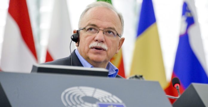 Υπό διάλυση ο ΣΥΡΙΖΑ - Αποχωρεί και ο Παπαδημούλης 