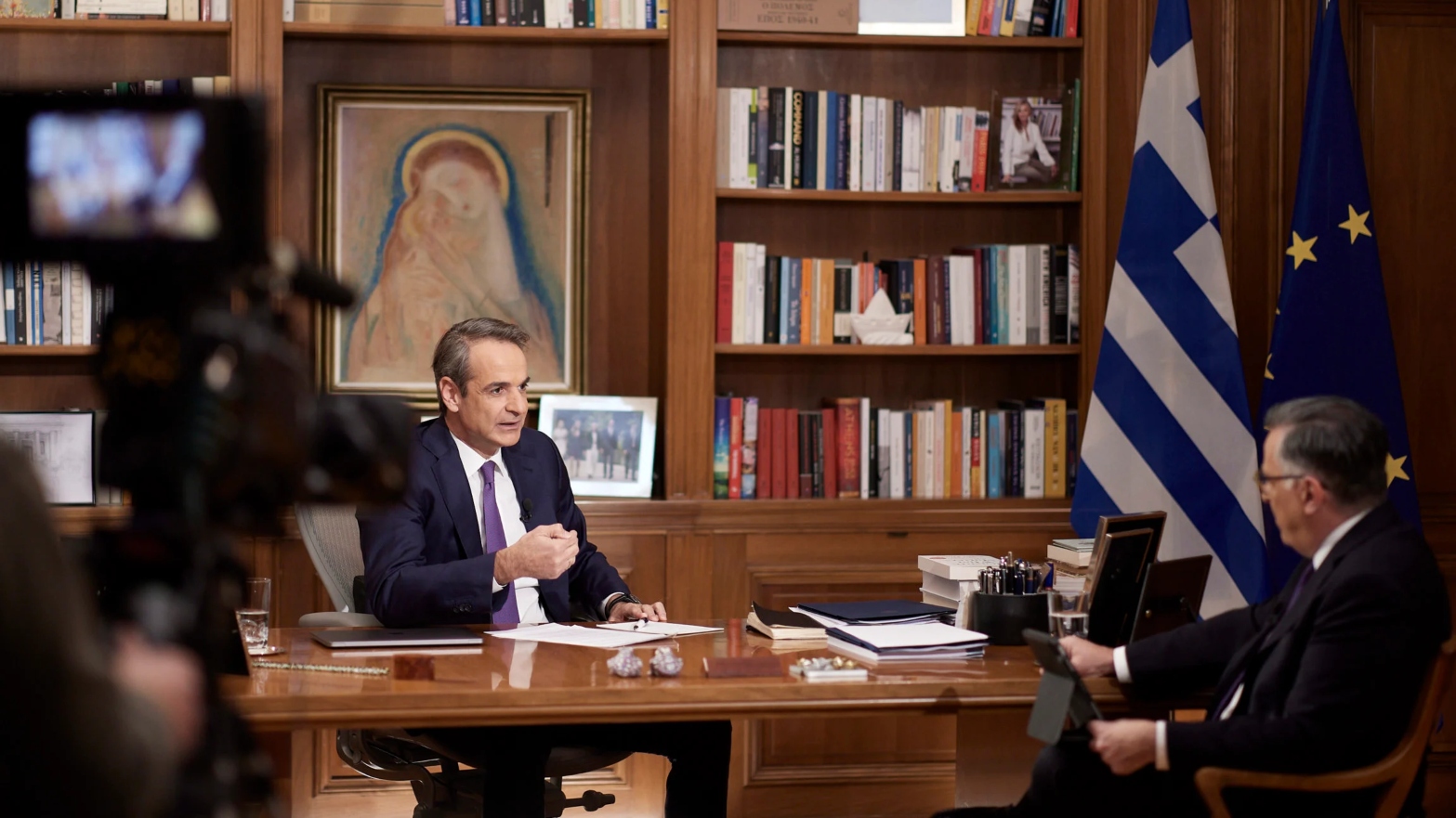 Το «στοπ» από Μητσοτάκη στα σενάρια για την Κομισιόν και το «μασάζ» για τα ομόφυλα ζευγάρια 