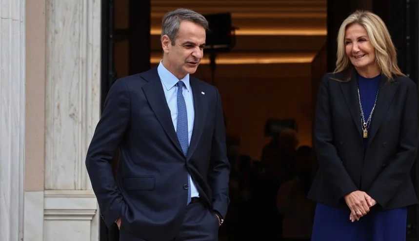 Θέμα χρόνου ο ανασχηματισμός της κυβέρνησης - Τα δύο σχέδια Μητσοτάκη    