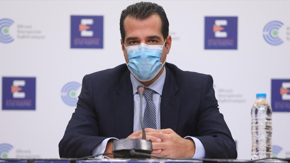 Δέσμευση Πλεύρη: ''Κανένας λόγος για lockdown - Δε συζητάμε τεστ ανεμβολίαστων σε είδη πρώτης ανάγκης''