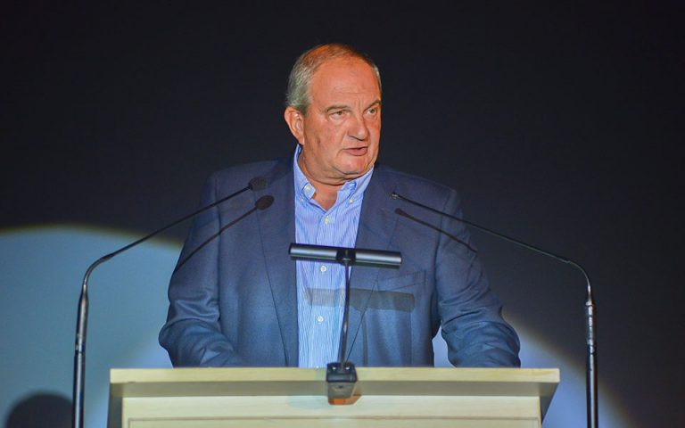 Κύκλοι Καραμανλή: ''Καμία αιχμή προς την κυβέρνηση'', στην παρέμβασή του για τις παρακολουθήσεις