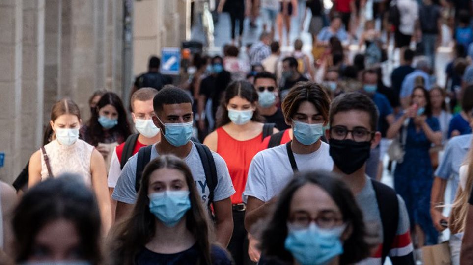 Κορωνοϊός- Σαρηγιάννης: «Έκρηξη κρουσμάτων τον Αύγουστο με 7.000 μολύνσεις ημερησίως»