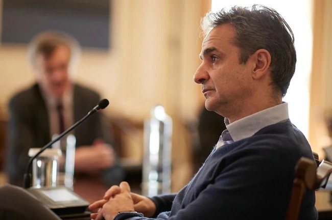 Υποχρεωτικός εμβολιασμός: Οι 3+1 λόγοι που έπεισαν την κυβέρνηση να πάρει την μεγάλη απόφαση