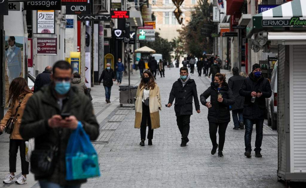 Κορωνοϊός - Τζανάκης: Πρόβλεψη «σοκ» - Θα έχουμε 2.500 θανάτους έως τα Χριστούγεννα