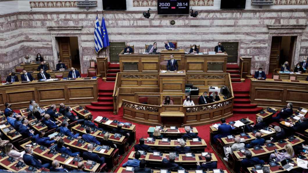 Βουλή: Υπερψηφίστηκε με 191 «ναι» η Συμφωνία με την Γαλλία - Σύγκρουση μεταξύ Μητσοτάκη και Τσίπρα