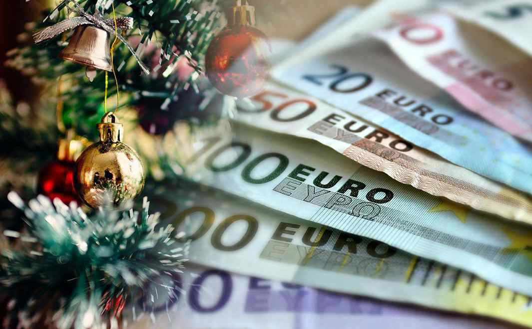 Δώρο Χριστουγέννων: Τέλος χρόνου για την καταβολή του στους εργαζόμενους του ιδιωτικού τομέα