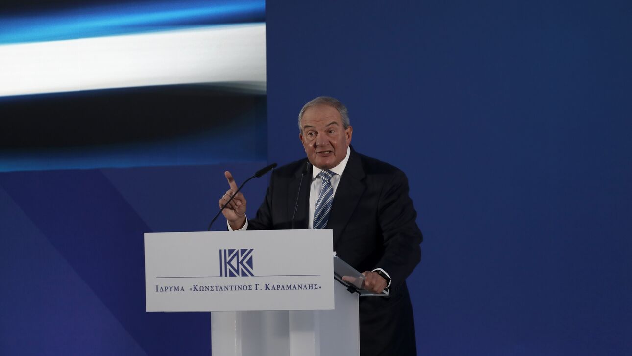 «Βολές» Καραμανλή κατά της Τουρκίας: ''Να επιβάλει κυρώσεις η ΕΕ'' 