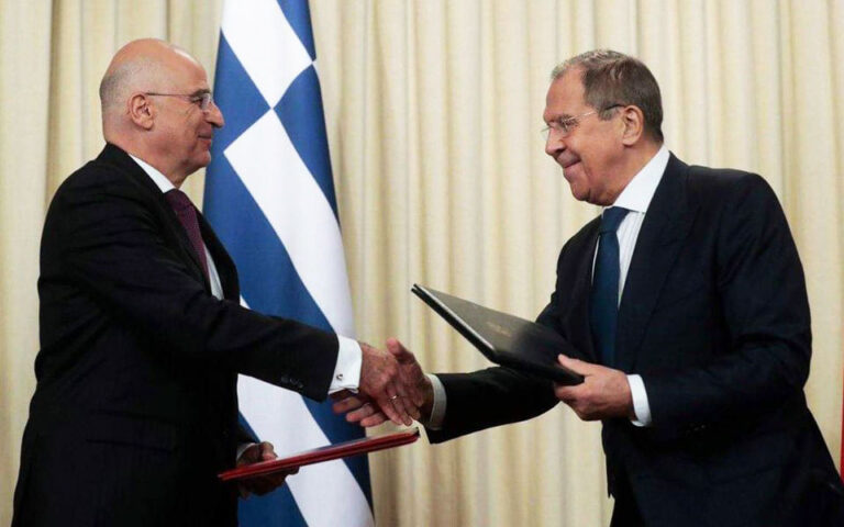 Τι συζήτησαν Δένδιας και Λαβρόφ στην Μόσχα;