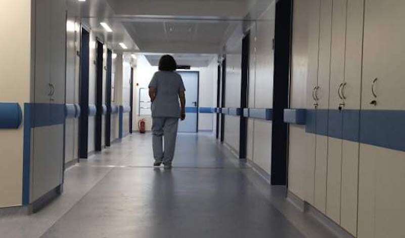 Κορωνοϊός: 19.504 νέα κρούσματα, 93 θάνατοι, 484 διασωληνωμένοι