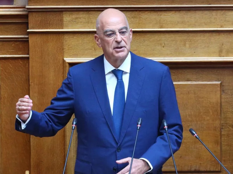 "Συναγερμός" από Δένδια για τα ελληνοτουρκικά