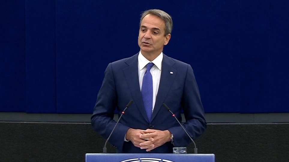 Μητσοτάκης στο Ευρωκοινοβούλιο: ''Δεν θα δεχθούμε καμία αμφισβήτηση της εθνικής μας κυριαρχίας''