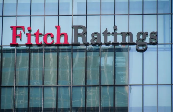 Αναβάθμισε την Ελλάδα ο οίκος Fitch και έδωσε επενδυτική βαθμίδα