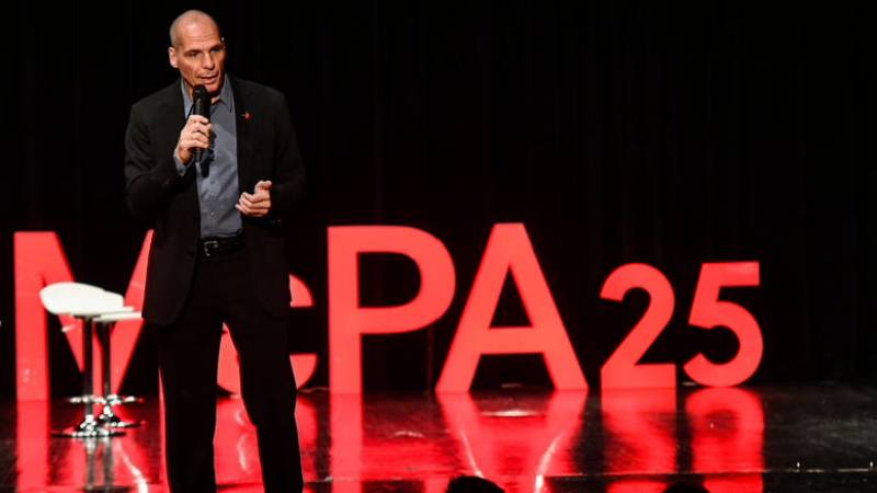 Βγήκαν τα «μαχαίρια» στο ΜεΡΑ25 