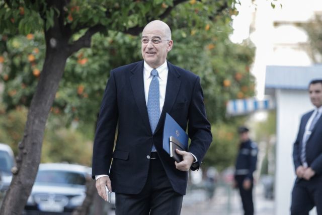 Εξηγήσεις ζητά η Αθήνα από την Άγκυρα για τους πρόσφυγες στον Έβρο
