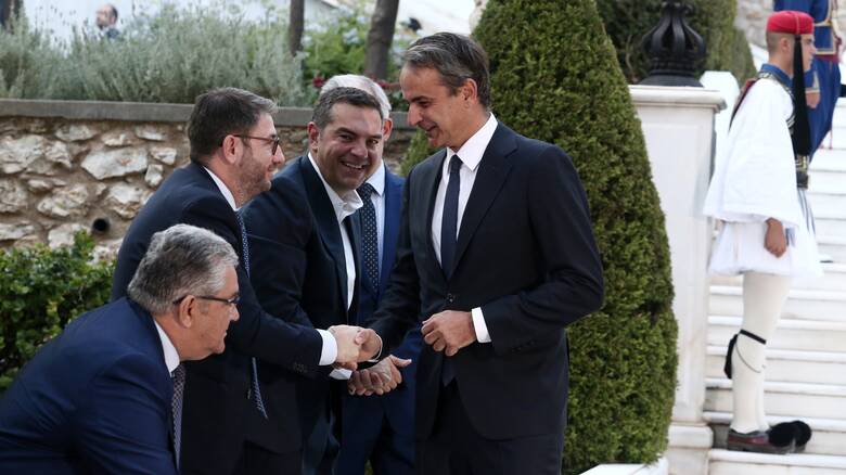 Υπόθεση υποκλοπών: Τα 3+1 ερωτήματα του ΠΑΣΟΚ για την εξεταστική επιτροπή