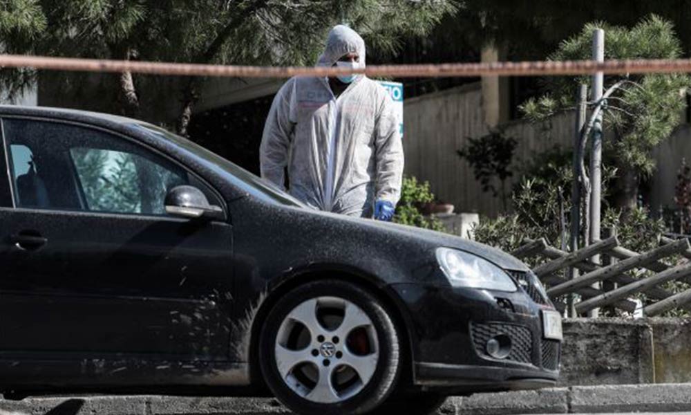 Η έρευνα της δολοφονίας Καραϊβάζ θα συνεχιστεί μέχρι τέλους, απαντά η Κατεχάκη στη σύζυγο του δημοσιογράφου