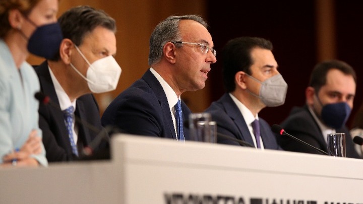 Στα 3,2 δισ. το κόστος των μέτρων για το ρεύμα - Πως θα εφαρμοστούν;