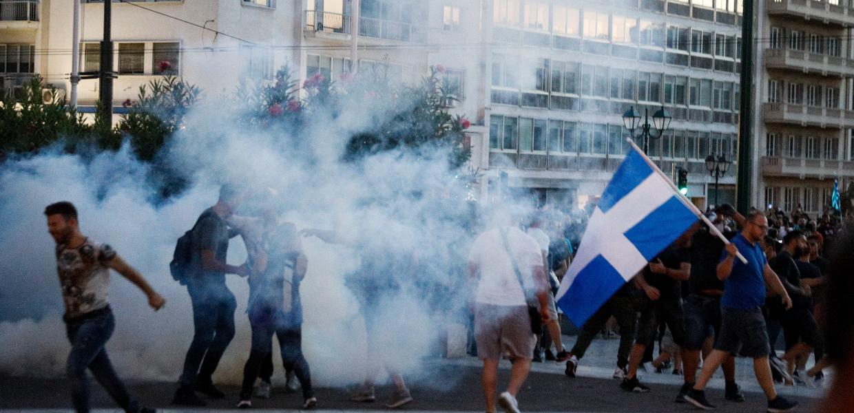 Θεσσαλονίκη: Ένταση σε πορεία αντιεμβολιαστών