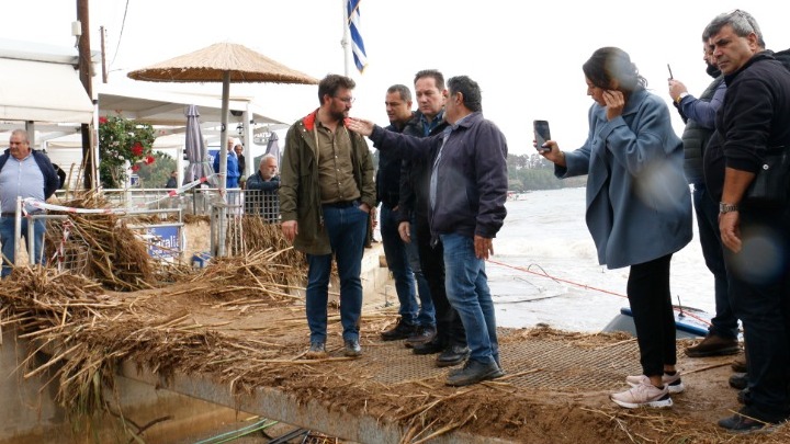 Δέσμη μέτρων για τους πληγέντες της κακοκαιρίας ανακοίνωσε η κυβέρνηση