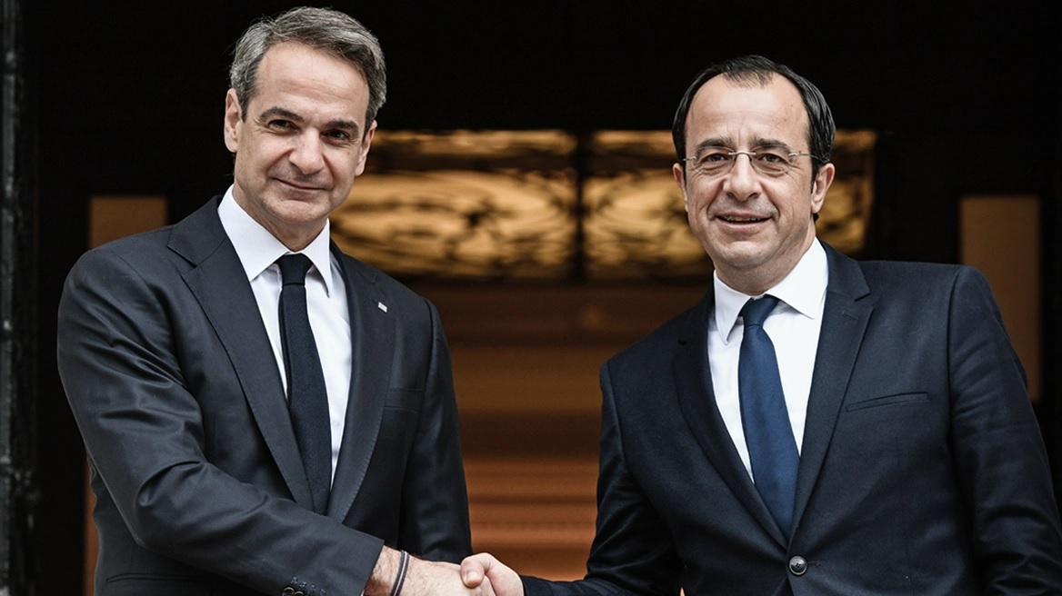 Ξανά στην ατζέντα το Κυπριακό: Τι συζήτησαν Μητσοτάκης - Χριστοδουλίδης; 