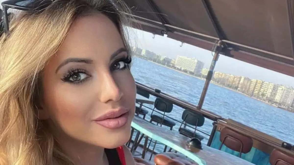 Απάντηση Αθανασοπούλου σε Κωστόπουλο: ''Ήταν βιασμός, όχι παρενόχληση''