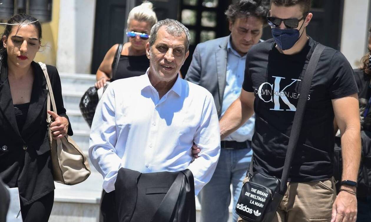 Επιμένει ο Αδαμαντίδης: ''Τα δίνω όλα σε μια γυναίκα - Δεν έχω χτυπήσει ποτέ καμία''
