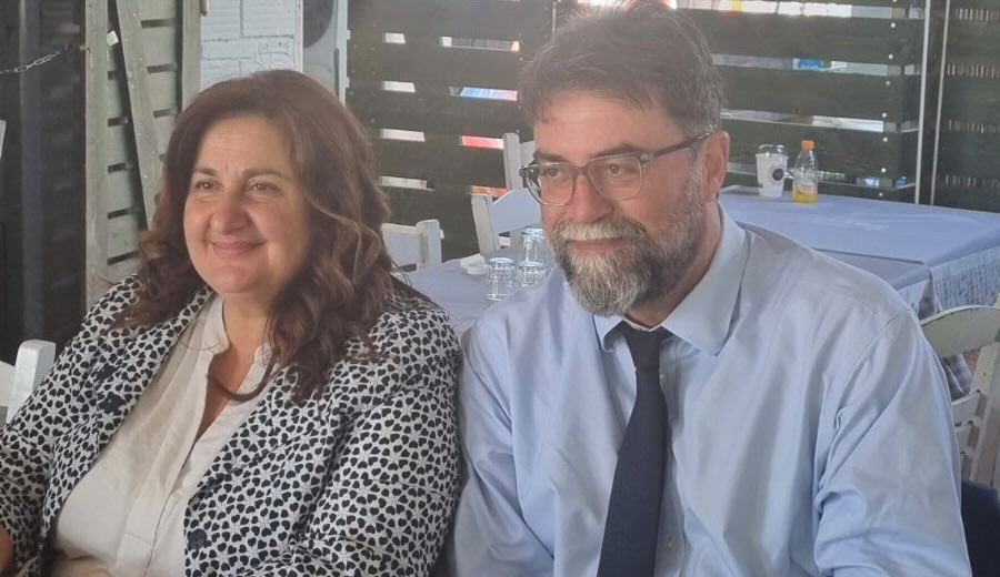 Στην Σταμάτα ο Βασίλης Οικονόμου - Συνάντηση με Μαϊχόσογλου 