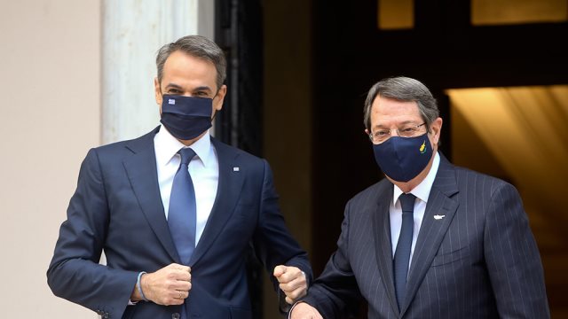 Ελλάδα και Κύπρος καταστρώνουν τις κινήσεις τους για τα Βαρώσια   
