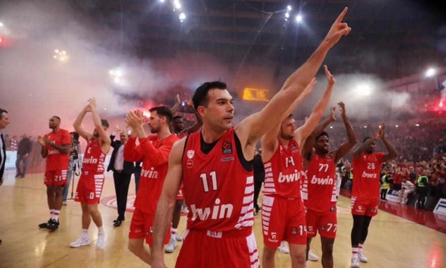 «Εδώ είναι Πειραιάς» φώναξε ο Ολυμπιακός στην Φενέρ και προκρίθηκε στο Final Four