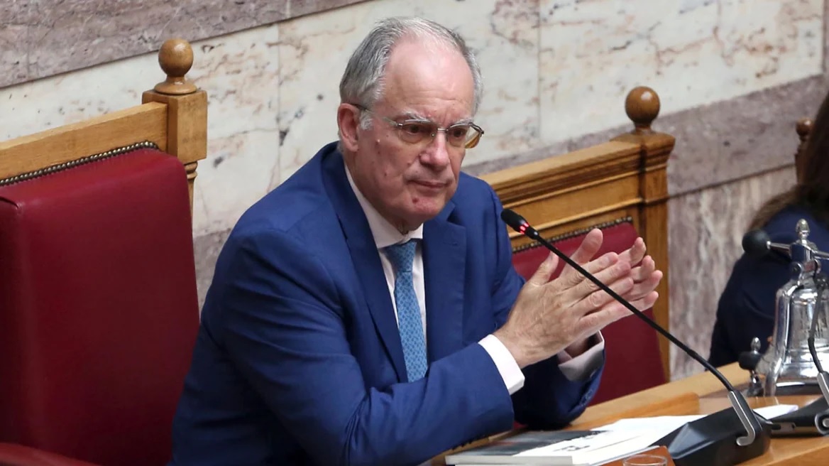 Πρώτη ψηφοφορία στη Βουλή για νέο Προέδρο της Δημοκρατίας - 160 ψήφους συγκέντρωσε ο Κων. Τασούλας