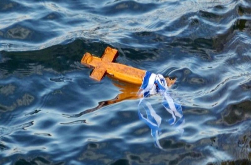 Υπό την σκιά της Όμικρον ο εορτασμός των Θεοφανείων - Ποια μέτρα ισχύουν;