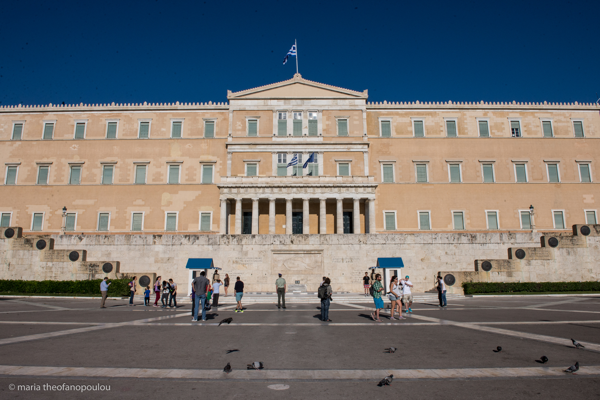 Στη Βουλή το προσχέδιο προϋπολογισμού: Ανάπτυξη 3% και ανεργία 10,6% οι βασικές προβλέψεις