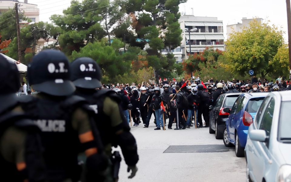 ''Μπρα ντε φερ'' κυβέρνησης –  αντιπολίτευσης για τα επεισόδια στη Σταυρούπολη