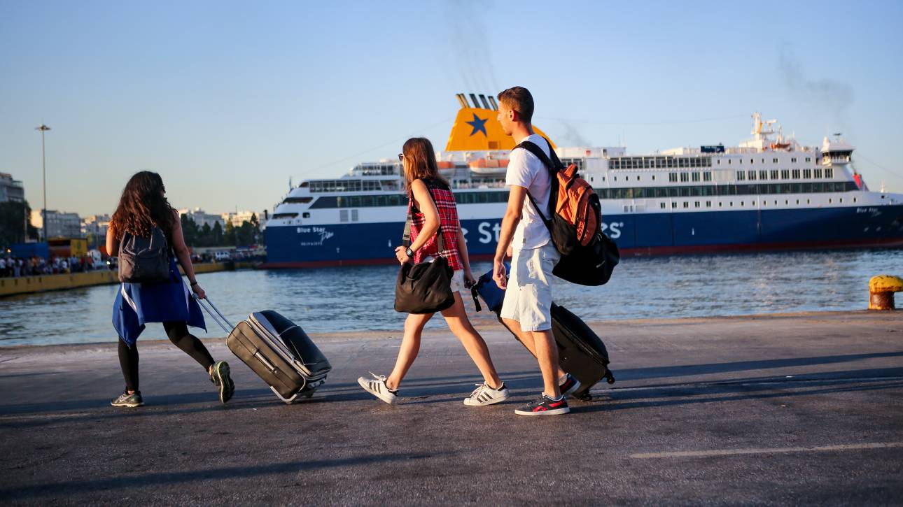 Προνόμια εμβολιασμένων: Τι αλλάζει για τις μετακινήσεις στα νησιά από τις 5 Ιουλίου