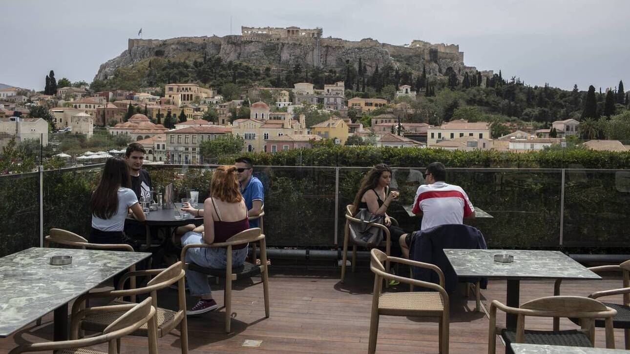 Εστίαση & Διασκέδαση: Τι αλλάζει από τις 15 Ιουλίου για εμβολιασμένους και μη