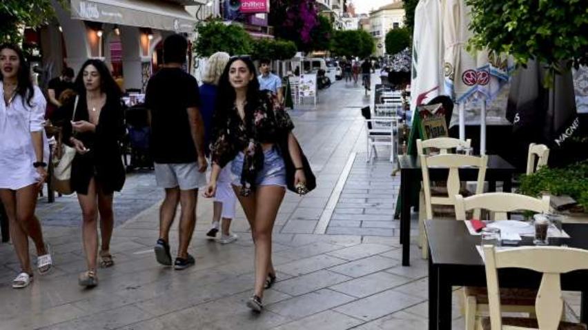 Κορωνοϊός: Άρση του lockdown στην Ζάκυνθο - Για ποιες άλλες περιοχές «χτυπούν» καμπανάκι οι ειδικοί;